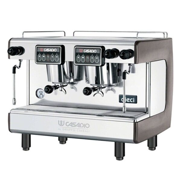 Máy pha cà phê Casadio Dieci A2 2 Group So sánh máy pha cà phê Gaggia và Casadio Chi phí sở hữu và vận hành máy pha cà phê Casadio 1 năm